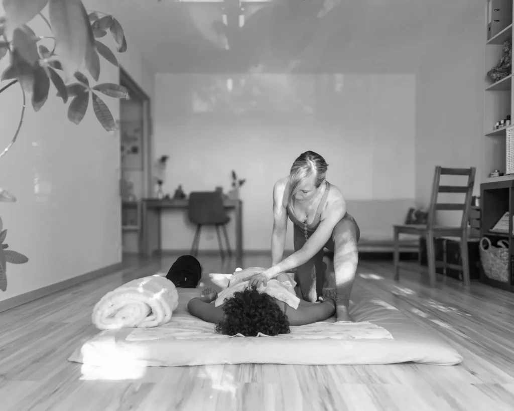 seance shiatsu sur futon japonais